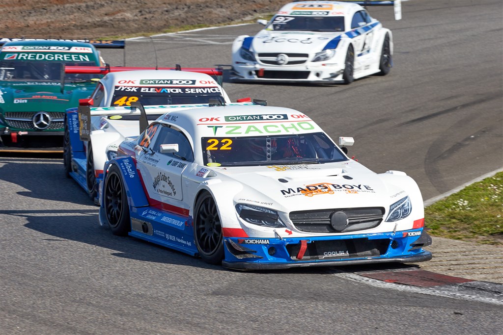 Mikkel Mac og Frederik Nymark hører til favoritterne efter de sluttede første afdeling med en dobbeltsejr til Nymark Racing.
(Foto: Ib Trebbien)